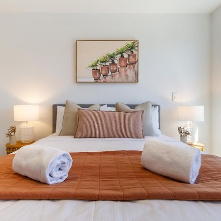 Central Sunny Perch 2 Bed 1 Bath Apartment Christchurch Exterior foto