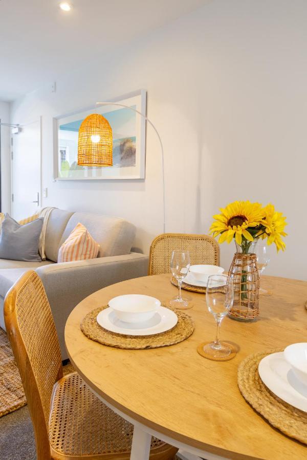 Central Sunny Perch 2 Bed 1 Bath Apartment Christchurch Exterior foto