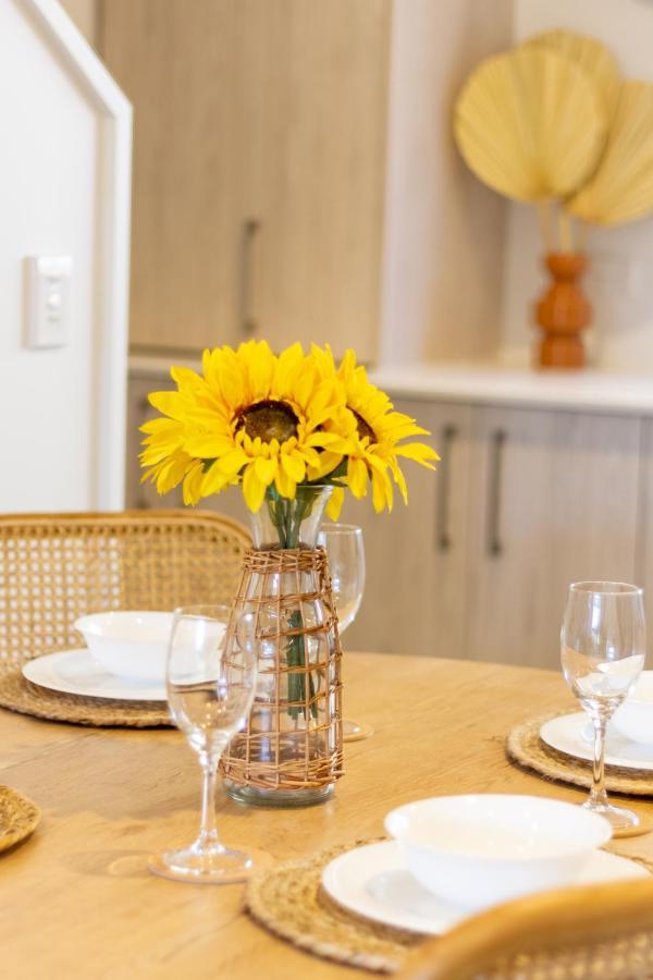 Central Sunny Perch 2 Bed 1 Bath Apartment Christchurch Exterior foto